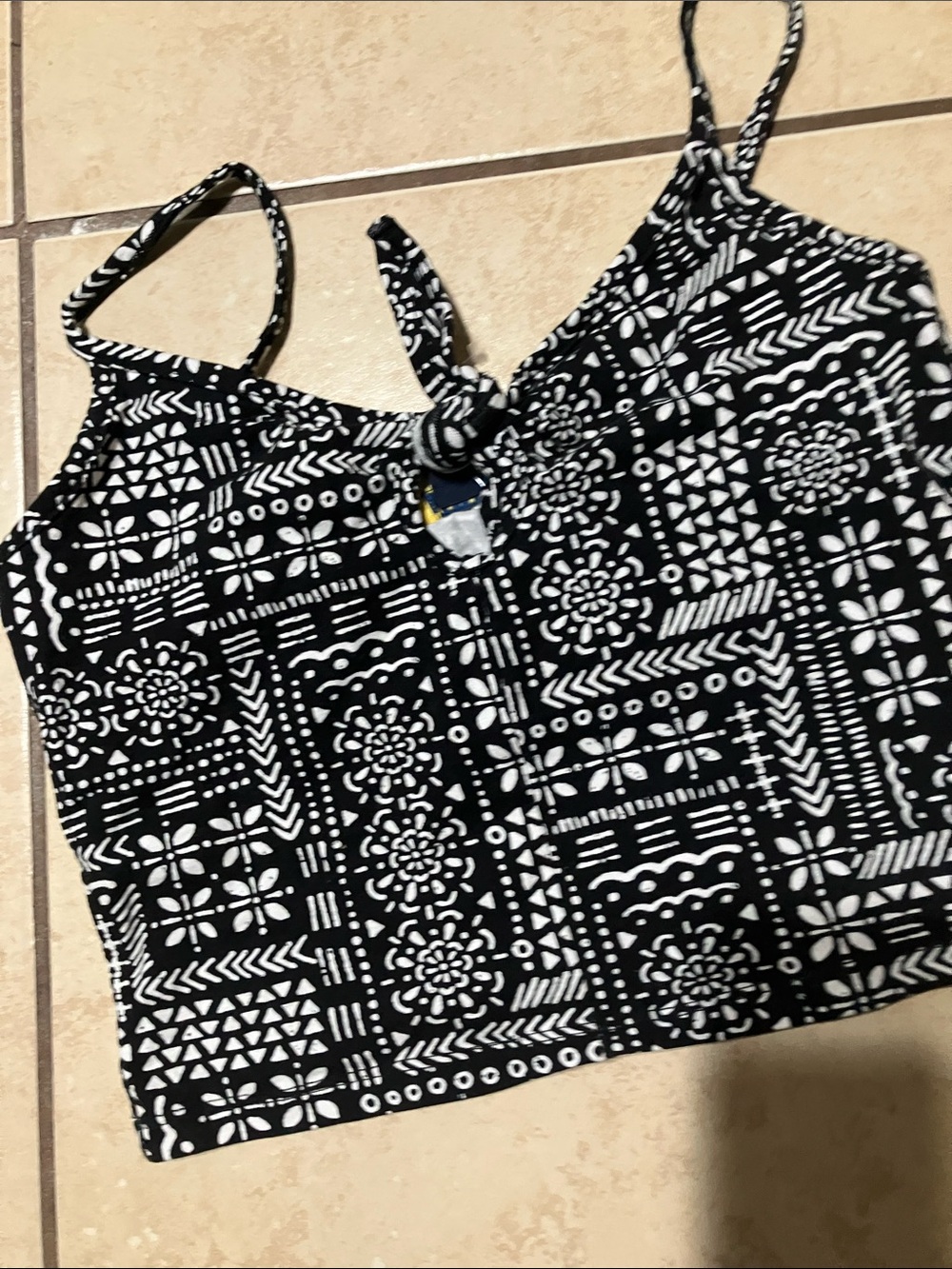 Prince & Fox Black and White Geometric Tie-Front Cami